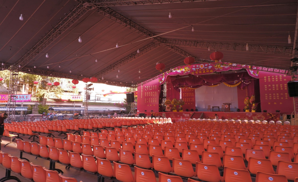 Aluminium German Hanger for Religious Gatherings